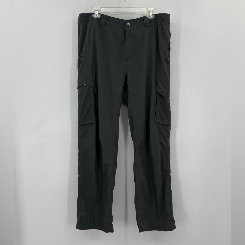 Columbia Omni Shade Black Cargo Pants with Elastic Waistband 38x30